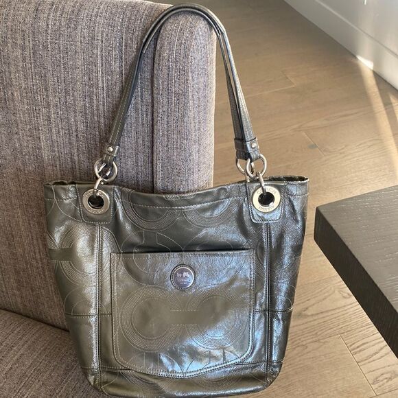 Coach Women’s Patent Leather Gray Stitched Monogram Top Zip Shoulder Handbag - Picture 16 of 16